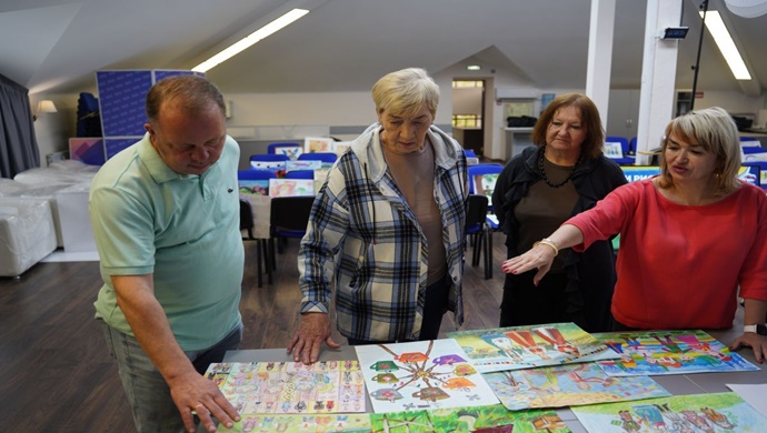 Birleşik Rusya, Kazan’da “Çocuklar Ülkeyi Çiziyor” başlıklı bir resim yarışması düzenledi